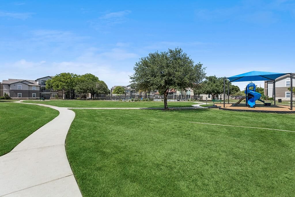 Park at Bonito Parque Apartments in San Antonio TX